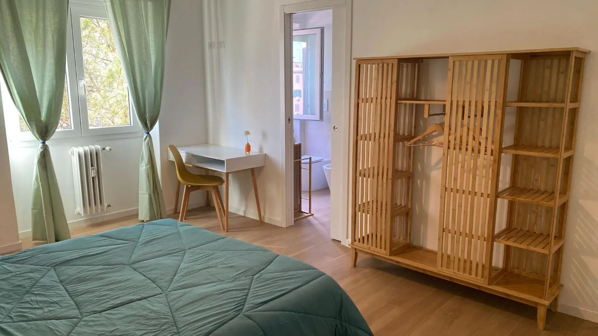 Nuovissimo Appartamento A Roma